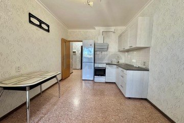 Фото №1: 1-комнатная квартира 43 м² - Краснодар, ж/м Пашковский, ул. Лавочкина, 30