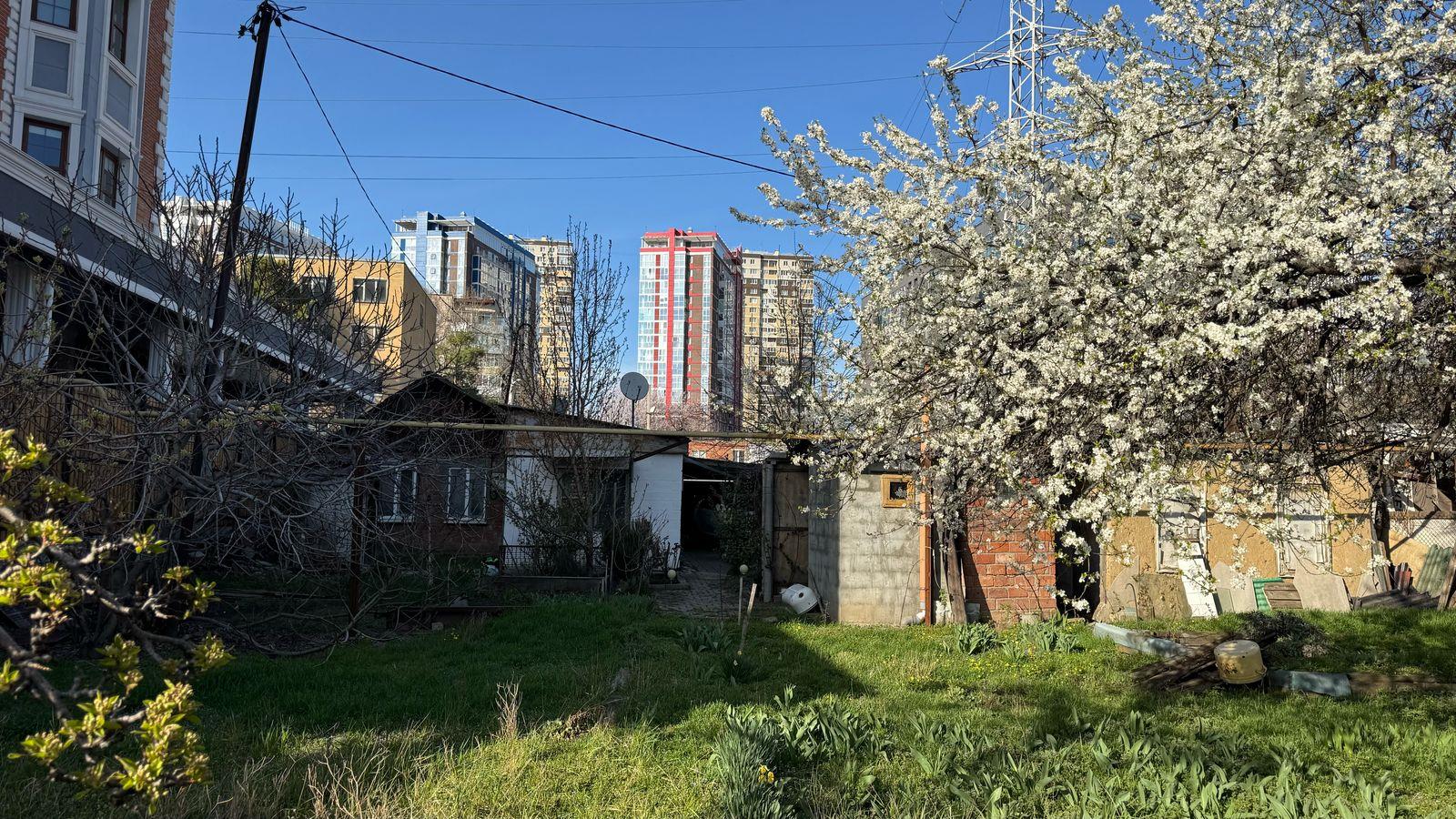 Фото №7: Коммерческая земля 6.14 сот. - Краснодар, Центральный внутригородской округ, мкр. Центральный, ул. Садовая, 141