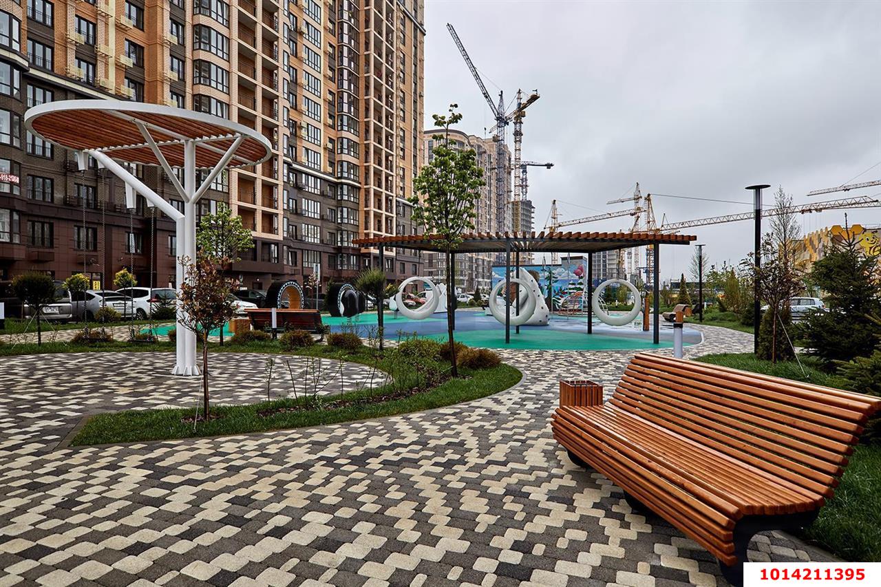 Фото №3: Торговое помещение 63 м² - Краснодар, Достояние, ул. Григория Булгакова, 13