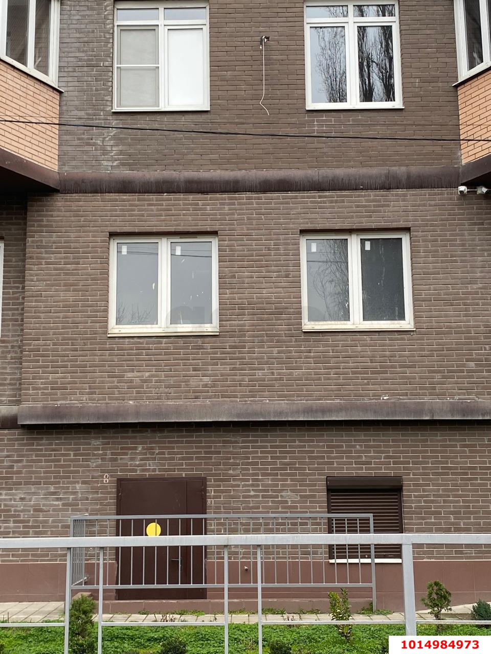 Фото №1: Коммерция 63 м² - Краснодар, Карасунский внутригородской округ, жилой комплекс Речной Бриз, мкр. Гидростроителей, ул. Парусная, 10к2