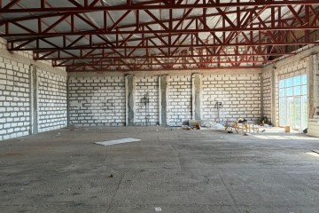 Фото №3: Коммерция 512 м² - Крым, ул. Маршала Жукова, 3