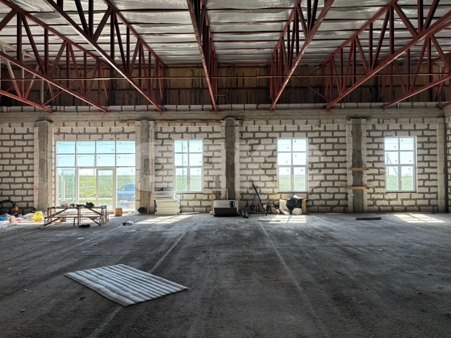 Фото №4: Коммерция 512 м² - Крым, ул. Маршала Жукова, 3