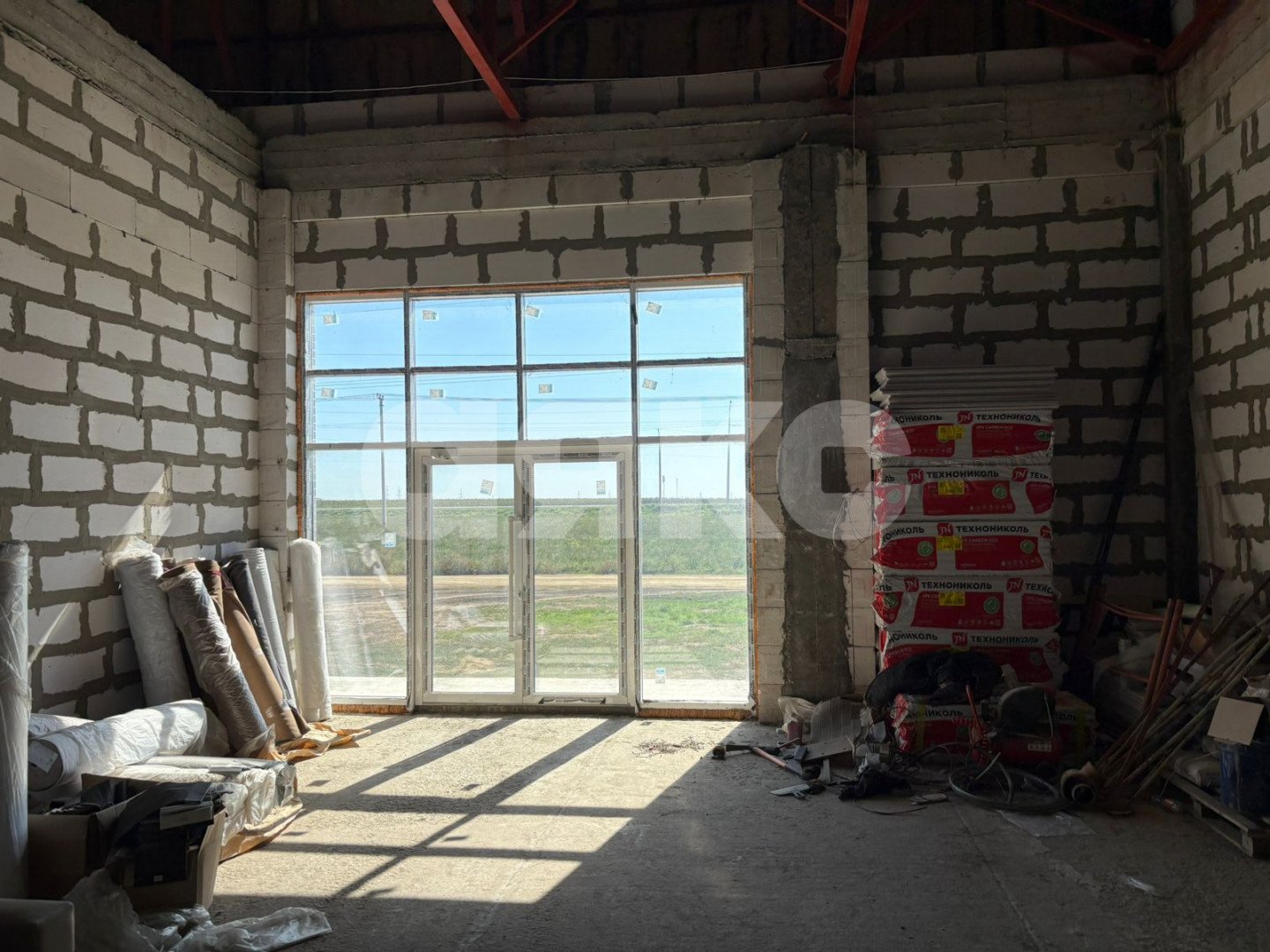 Фото №11: Коммерция 512 м² - Крым, ул. Маршала Жукова, 3