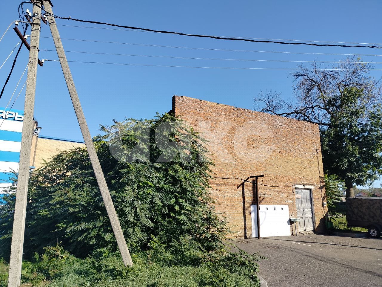 Фото №2: Коммерция 108 м² - Кореновск, 2-й квартал, ул. Розы Люксембург, 24А