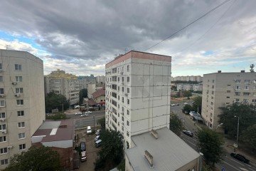 Фото №1: 3-комнатная квартира 82 м² - Краснодар, мкр. Краевая Клиническая Больница, ул. Черкасская, 43