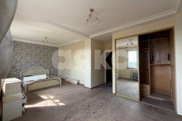 Фото №1: 3-комнатная квартира 195 м² - Мариуполь, р. Жовтневый, пр-кт Строителей, 108А
