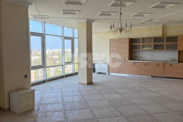 Фото №4: 3-комнатная квартира 195 м² - Мариуполь, р. Жовтневый, пр-кт Строителей, 108А