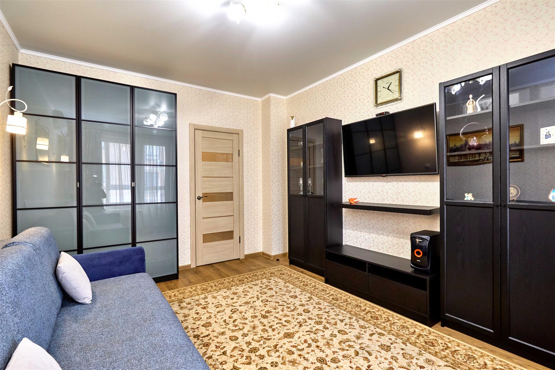 Фото №3: 1-комнатная квартира 44 м² - Краснодар, Карасунский внутригородской округ, жилой комплекс Империал, Пашковский, мкр. жилой комплекс Вивальди, ул. Леонида Лаврова, 8к3