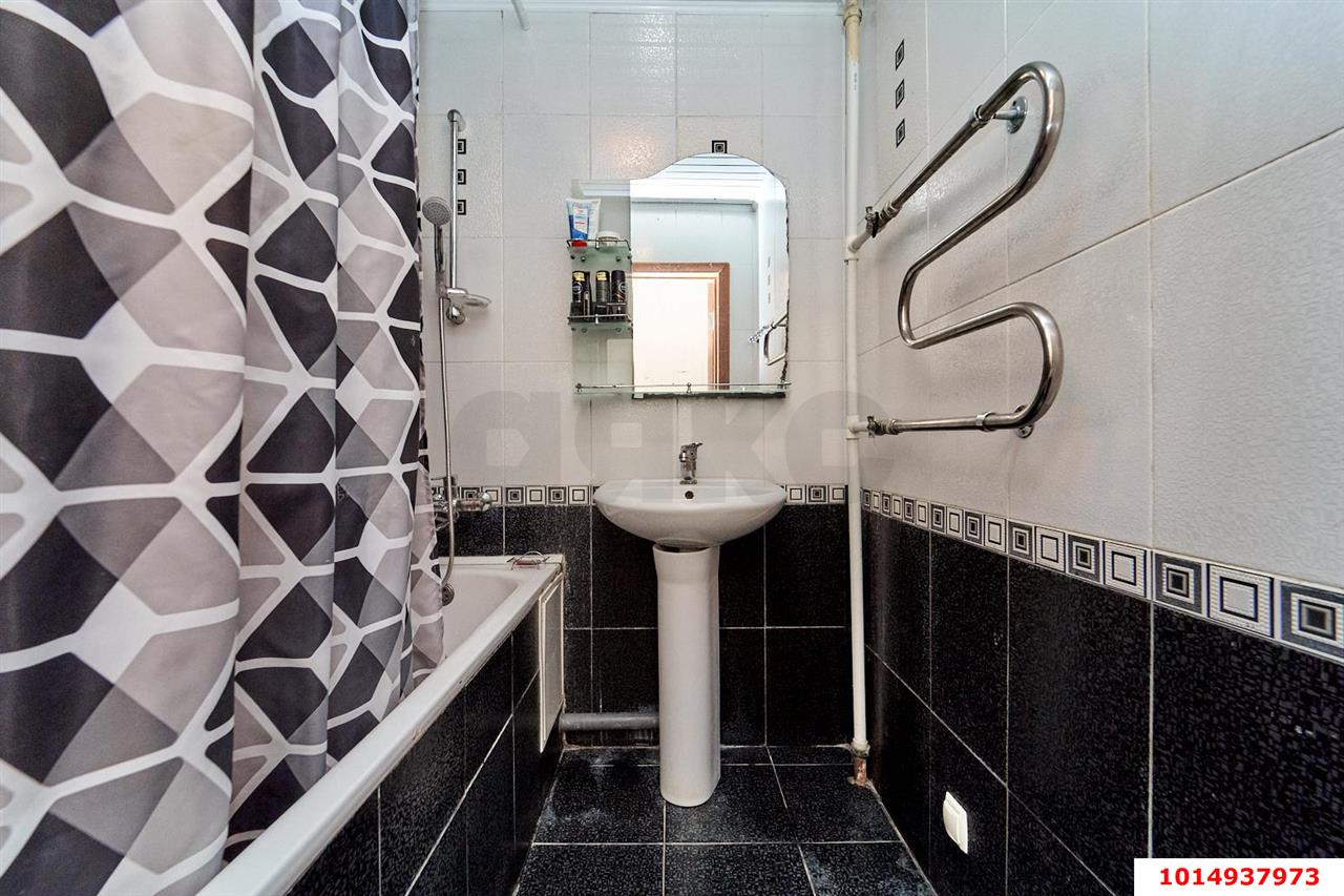 Фото №11: 3-комнатная квартира 66 м² - Краснодар, Центральный, ул. Севастопольская, 9