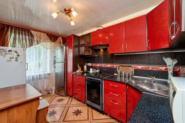 Фото №1: 3-комнатная квартира 66 м² - Краснодар, мкр. Западный внутригородской округ, ул. Севастопольская, 9