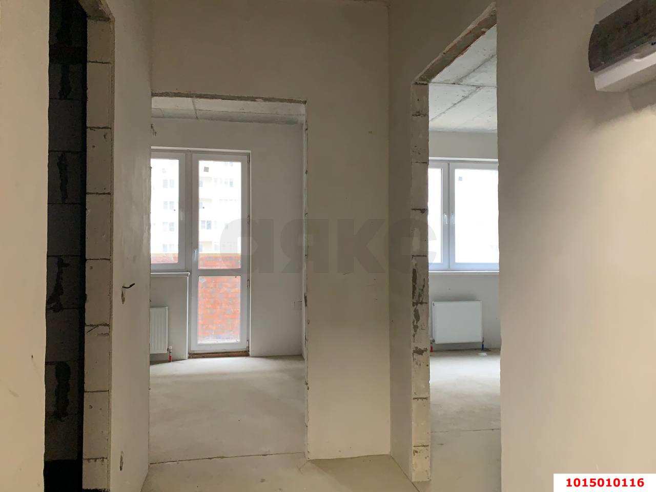 Фото №1: 1-комнатная квартира 34 м² - Краснодар, Камвольно-суконный Комбинат, ул. Магистральная, 11