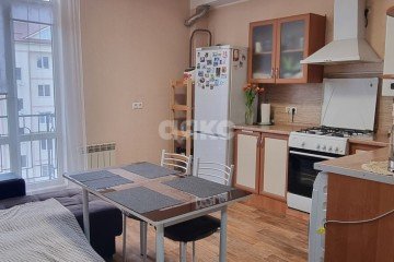 Фото №1: 1-комнатная квартира 44 м² - Геленджик, мкр. Южный, ул. Дивноморская, 27