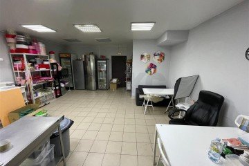 Фото №1: Торговое помещение 39 м² - Краснодар, мкр. имени Петра Метальникова, ул. Петра Метальникова, 7