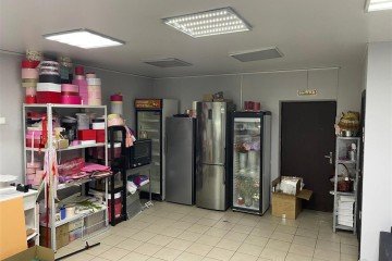 Фото №3: Торговое помещение 39 м² - Краснодар, мкр. имени Петра Метальникова, ул. Петра Метальникова, 7