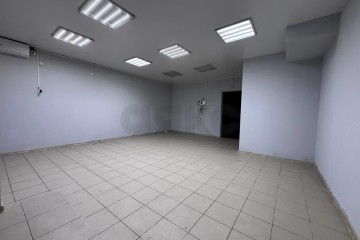 Фото №2: Торговое помещение 39 м² - Краснодар, мкр. имени Петра Метальникова, ул. Петра Метальникова, 7