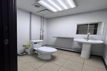 Фото №5: Коммерция 39 м² - Краснодар, мкр. имени Петра Метальникова, ул. Петра Метальникова, 7