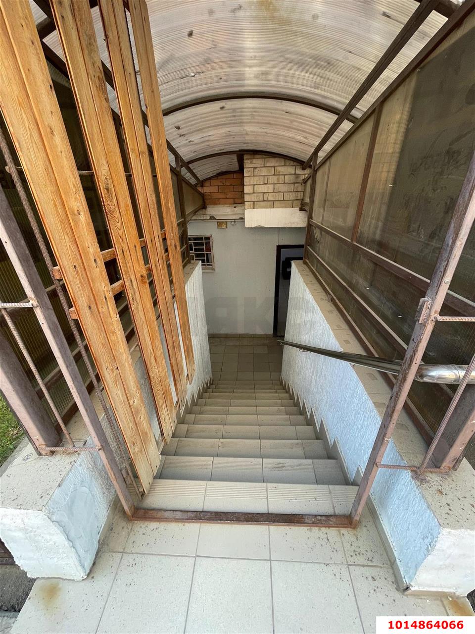 Фото №7: Торговое помещение 39 м² - Краснодар, имени Петра Метальникова, ул. Петра Метальникова, 7