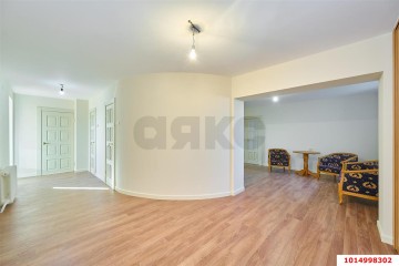 Фото №1: 3-комнатная квартира 118 м² - Краснодар, мкр. Западный внутригородской округ, ул. Одесская, 26Б