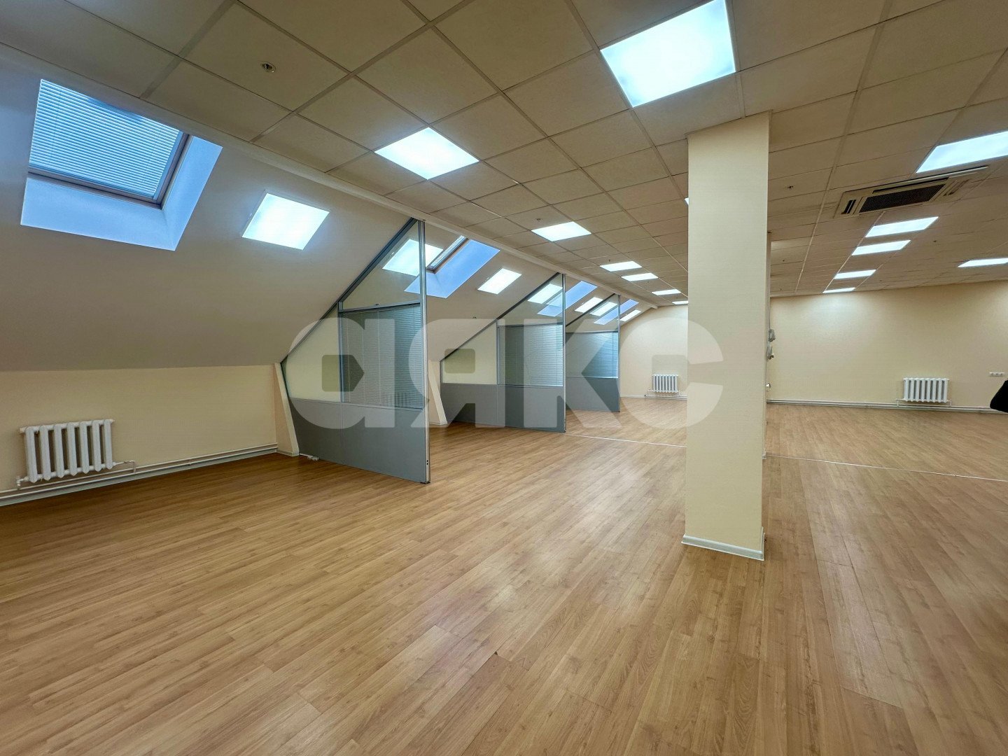 Фото №8: Коммерция 265 м² - Ростов-на-Дону, Ленинский, ул. Большая Садовая, 76