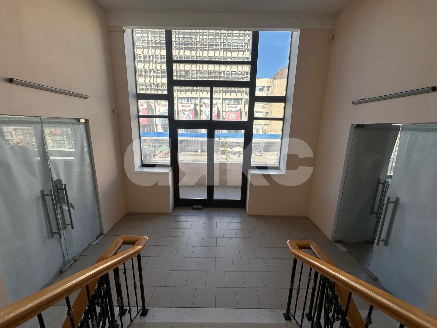 Фото №5: Коммерция 458 м² - Ростов-на-Дону, Ленинский, ул. Большая Садовая, 76