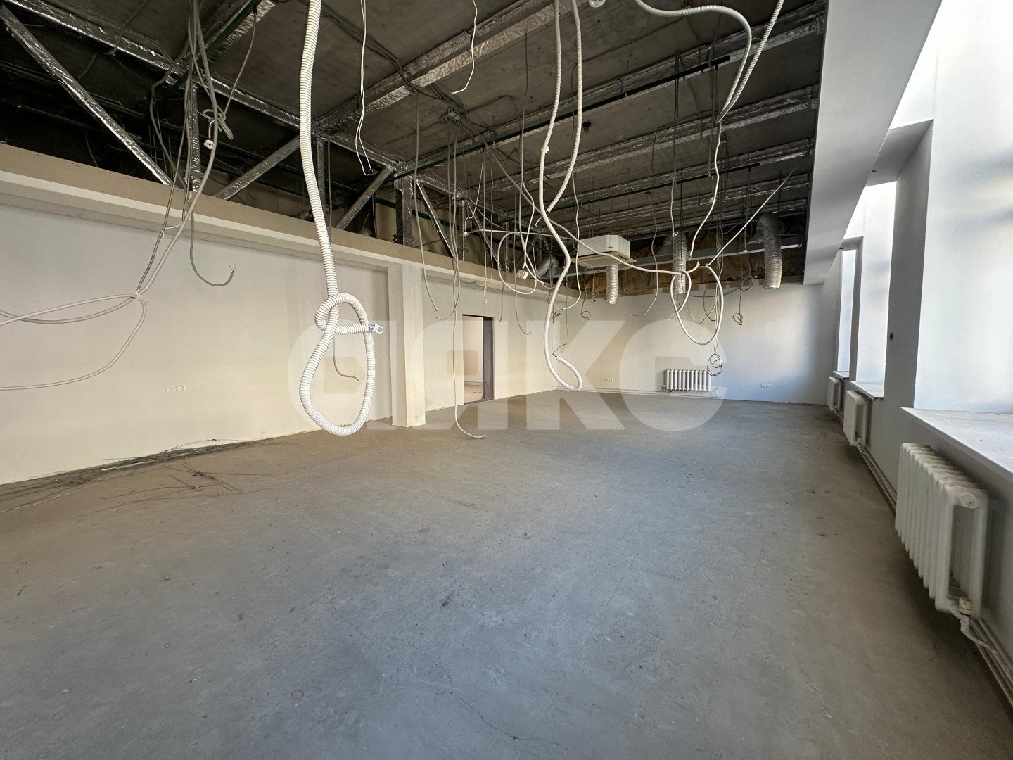 Фото №7: Коммерция 458 м² - Ростов-на-Дону, Ленинский, ул. Большая Садовая, 76