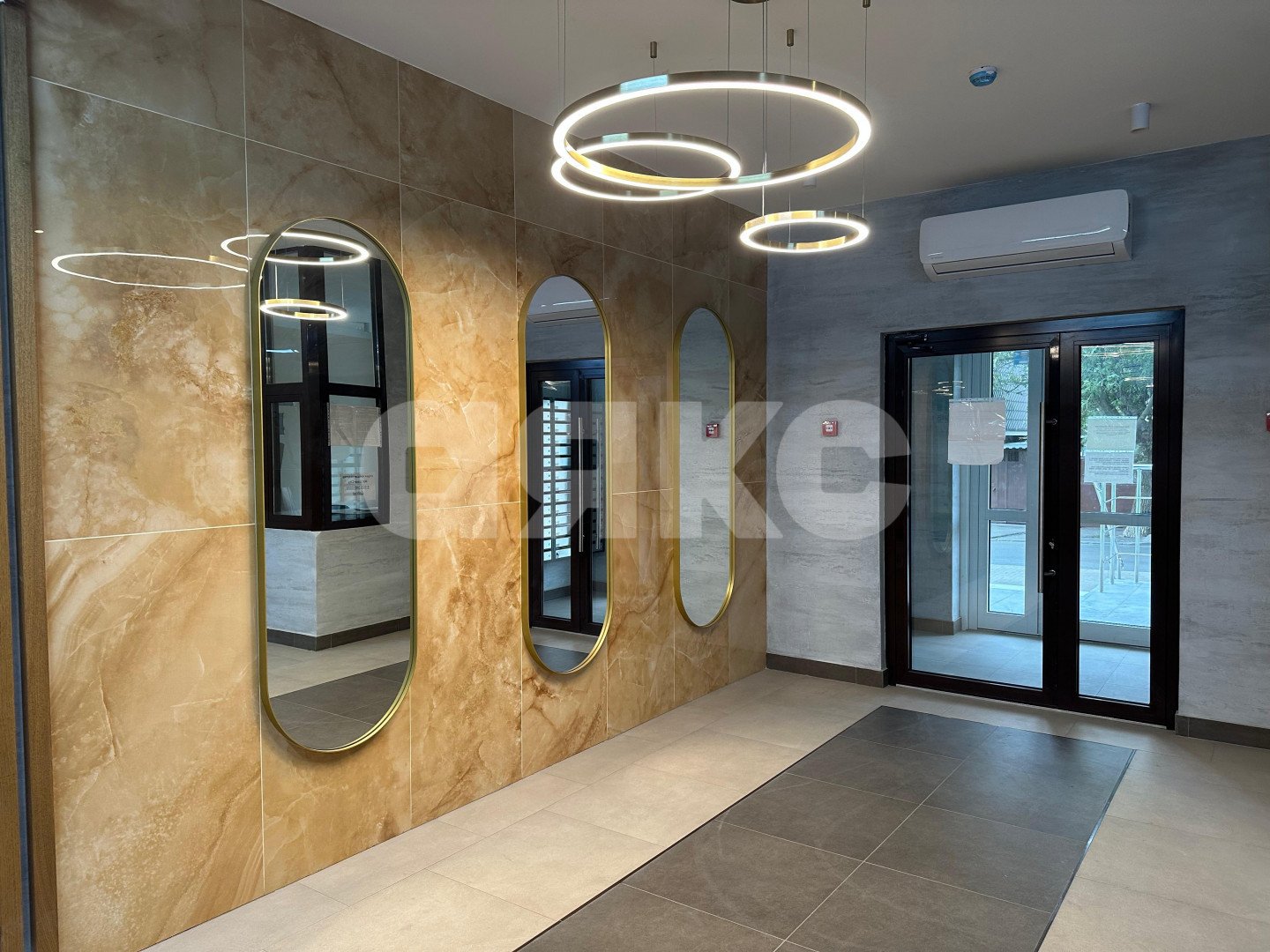 Фото №3: 3-комнатная квартира 91 м² - Ростов-на-Дону, Ворошиловский, пр-кт Михаила Нагибина, 38