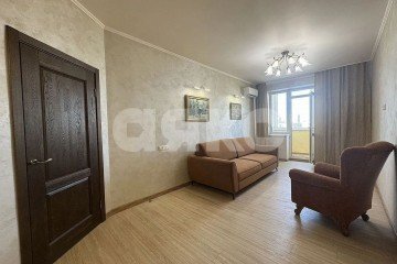 Фото №1: 1-комнатная квартира 52 м² - Ростов-на-Дону, р. Октябрьский, ул. Лермонтовская, 89А