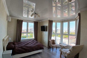 Фото №1: 1-комнатная квартира 45 м² - Краснодар, мкр. Центральный, ул. Красная, 176