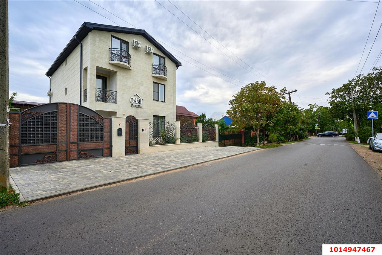 Фото №1: Дом 300 м² + 4.7 сот. - Краснодар, Пашковский, ул. Ярославского, 22