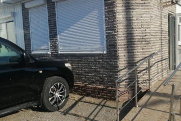 Фото №3: Торговое помещение 38 м² - Ленинградская, ул. Жлобы, 59