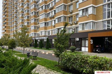 Фото №1: 1-комнатная квартира 35 м² - Краснодар, мкр. Светлоград, ул. Красных Партизан, 1/4к3