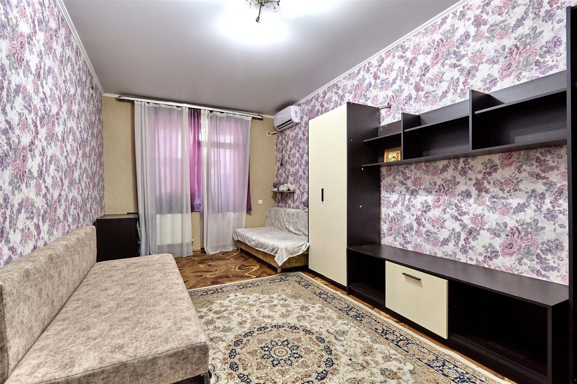 Фото №1: 2-комнатная квартира 62 м² - Краснодар, Прикубанский внутригородской округ, Завод Радиоизмерительных Приборов, мкр. Музыкальный, ул. имени С.В. Рахманинова, 29