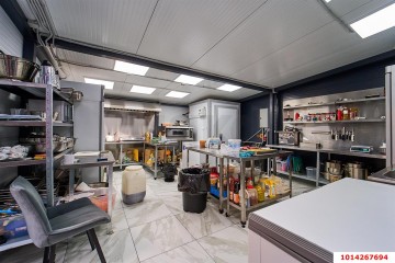 Фото №3: Торговое помещение 250 м² - Краснодар, мкр. Западный внутригородской округ, ул. Бабушкина, 211