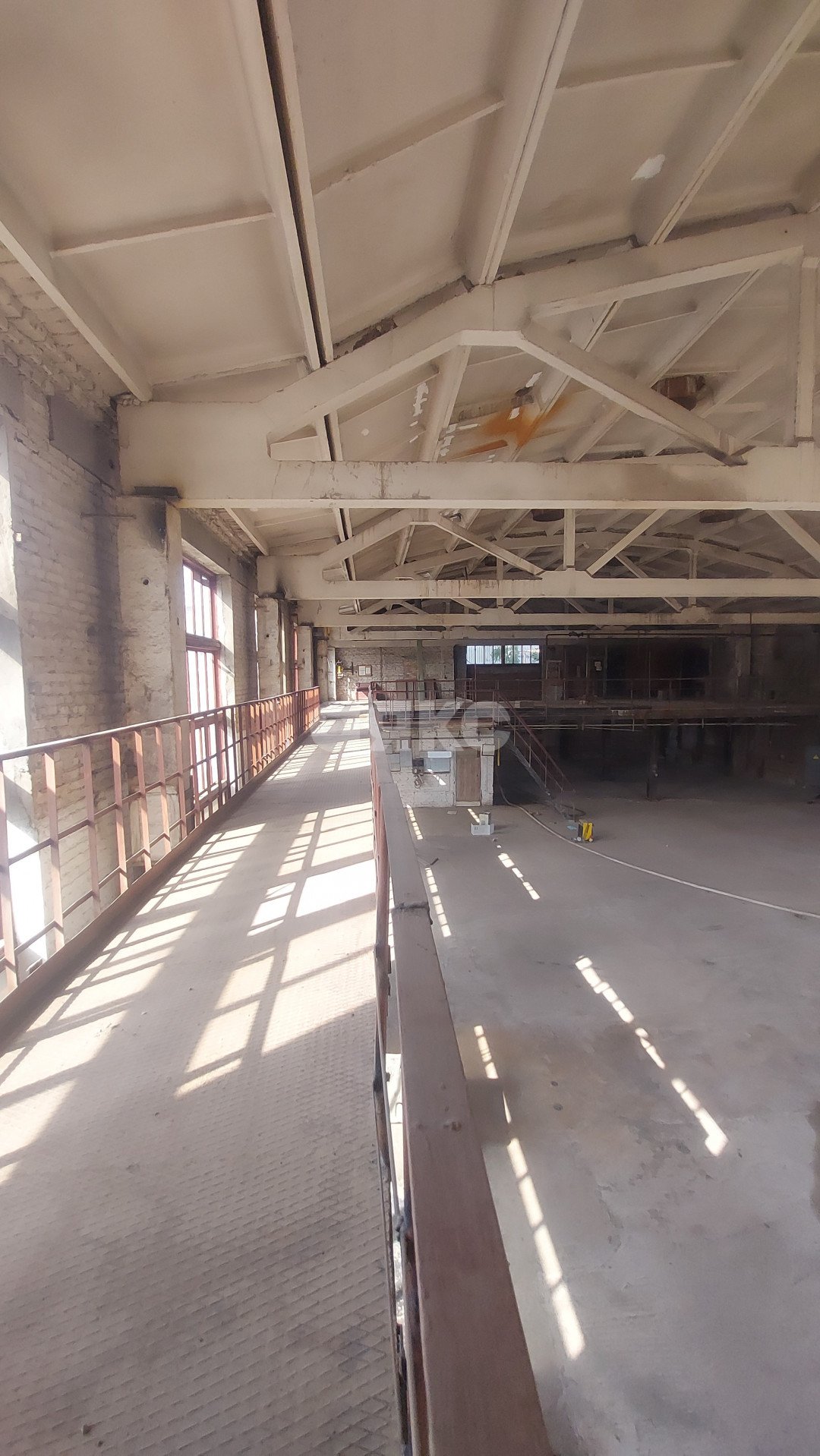 Фото №12: Коммерция 923 м² - Ростов-на-Дону, Первомайский, ул. Орская, 8