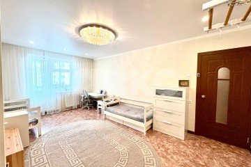 Фото №3: 2-комнатная квартира 52 м² - Нижнекамск, мкр. 34-й, ул. Рифката Гайнуллина, 20