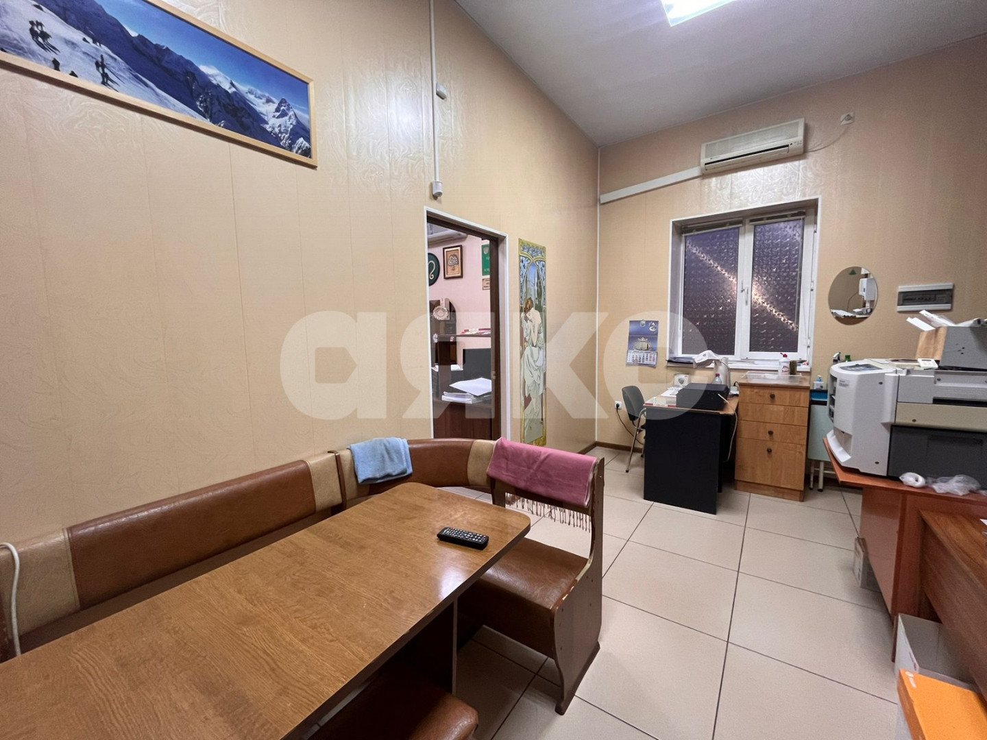 Фото №10: Коммерция 207 м² - Майкоп, Центр, ул. Адыгейская, 70