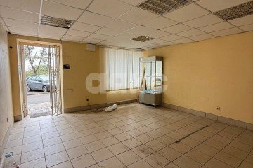 Фото №4: Коммерция 30 м² - Мариуполь, р. Жовтневый, пр-кт Нахимова, 178