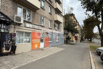 Фото №2: Коммерция 30 м² - Мариуполь, р. Жовтневый, пр-кт Нахимова, 178