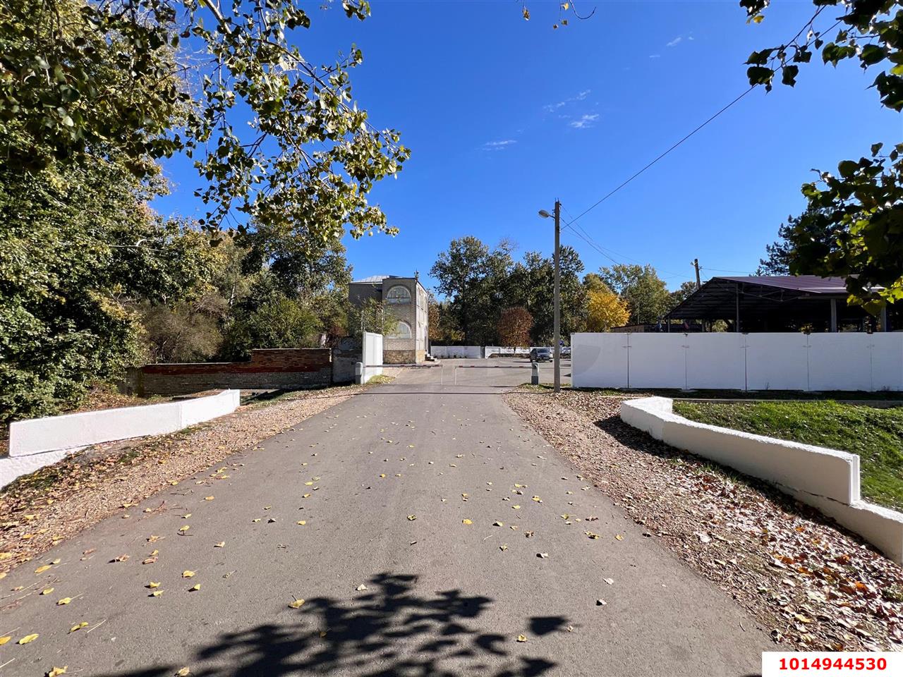 Фото №1: Коммерческая земля 21 сот. - Азовская, ул. Набережная