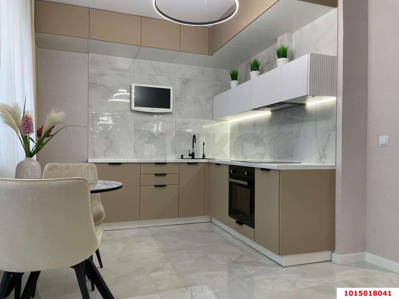 Фото №1: 2-комнатная квартира 62 м² - Краснодар, ЖК Красная Площадь, ул. Конгрессная, 19