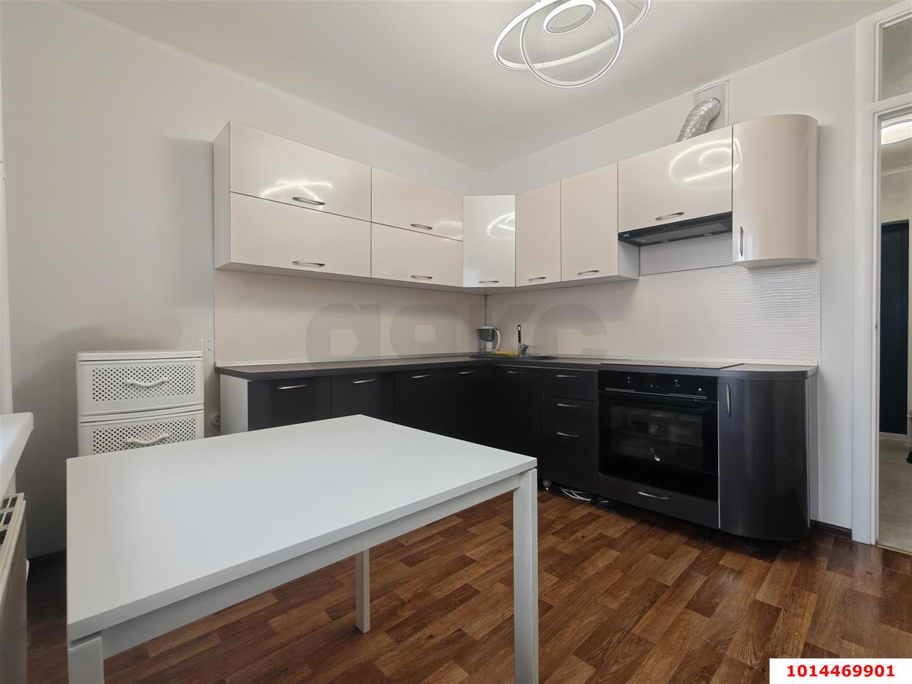 Фото №4: 1-комнатная квартира <span class="whitespace-nowrap">43 м²</span>, <span class="whitespace-nowrap">12/16 эт.</span> - Краснодар, Прикубанский внутригородской округ, мкр. Восточно-Кругликовский, ул. имени 40-летия Победы, 97/2
