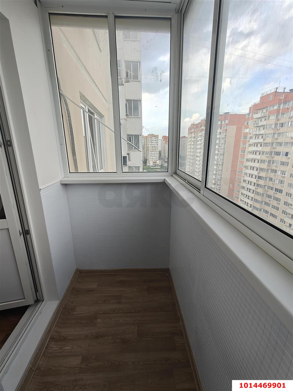 Фото №9: 1-комнатная квартира <span class="whitespace-nowrap">43 м²</span>, <span class="whitespace-nowrap">12/16 эт.</span> - Краснодар, Прикубанский внутригородской округ, мкр. Восточно-Кругликовский, ул. имени 40-летия Победы, 97/2