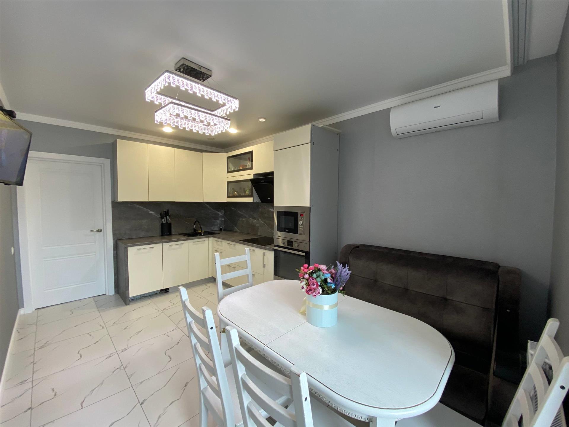 Фото №6: 2-комнатная квартира 55 м² - Краснодар, Прикубанский внутригородской округ, ЖК Славянка, мкр. Славянский, ул. Заполярная, 39к3