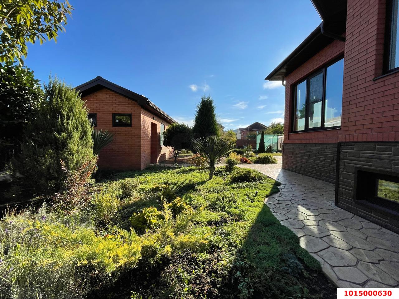 Фото №9: Дом 301 м² + 12 сот. - Знаменский, мкр. Карасунский внутригородской округ, ул. Трактовая, 4