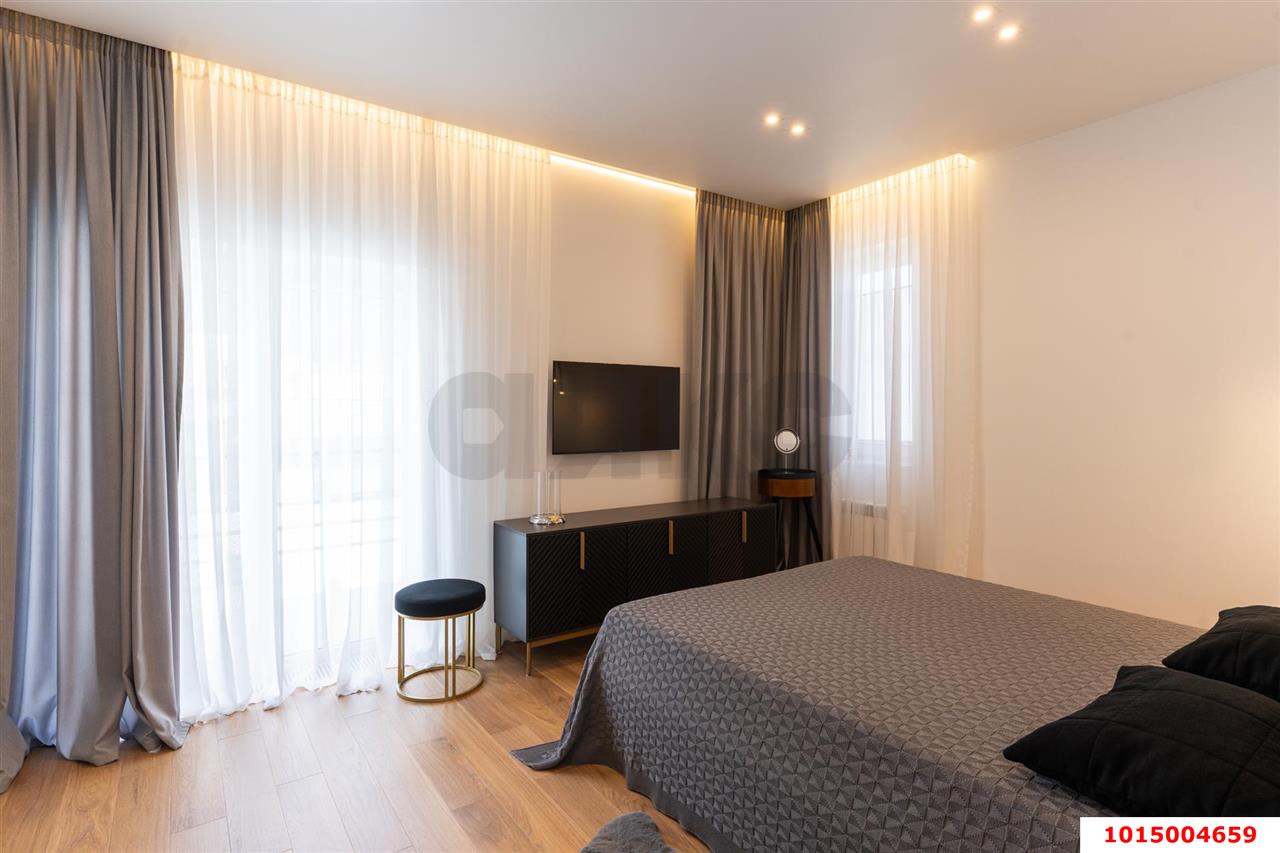 Фото №45: Дом 182 м² + 4.6 сот. - Геленджик, ул. Розы Люксембург, 46