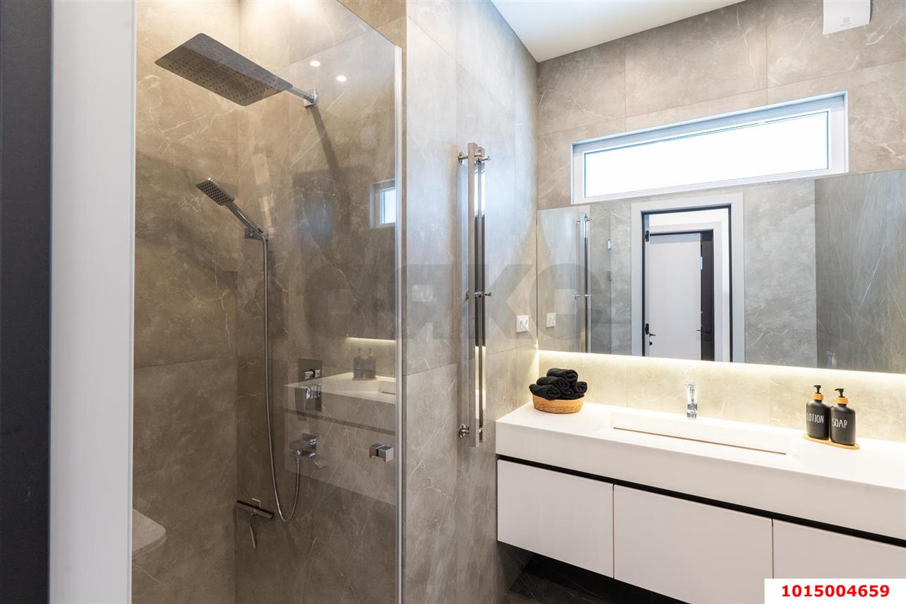 Фото №39: Дом 182 м² + 4.6 сот. - Геленджик, ул. Розы Люксембург, 46