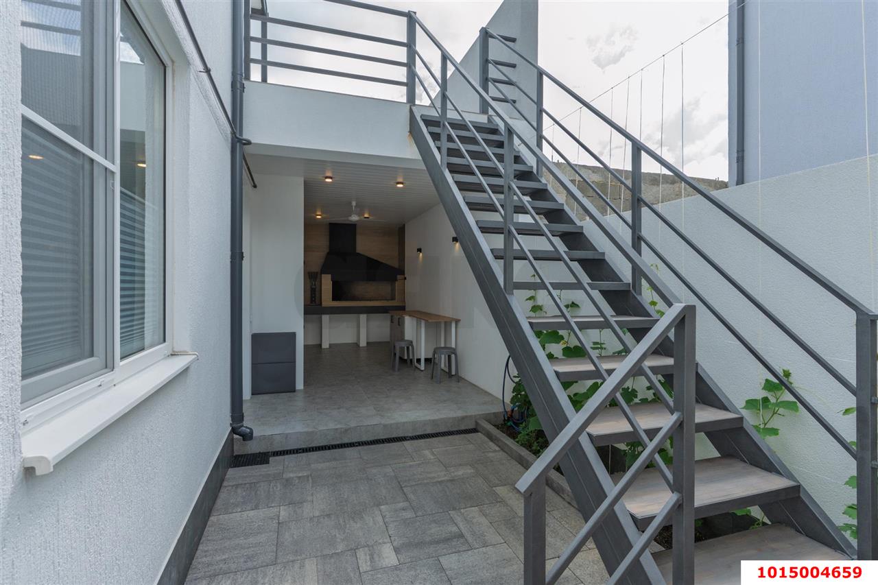 Фото №16: Дом 182 м² + 4.6 сот. - Геленджик, ул. Розы Люксембург, 46