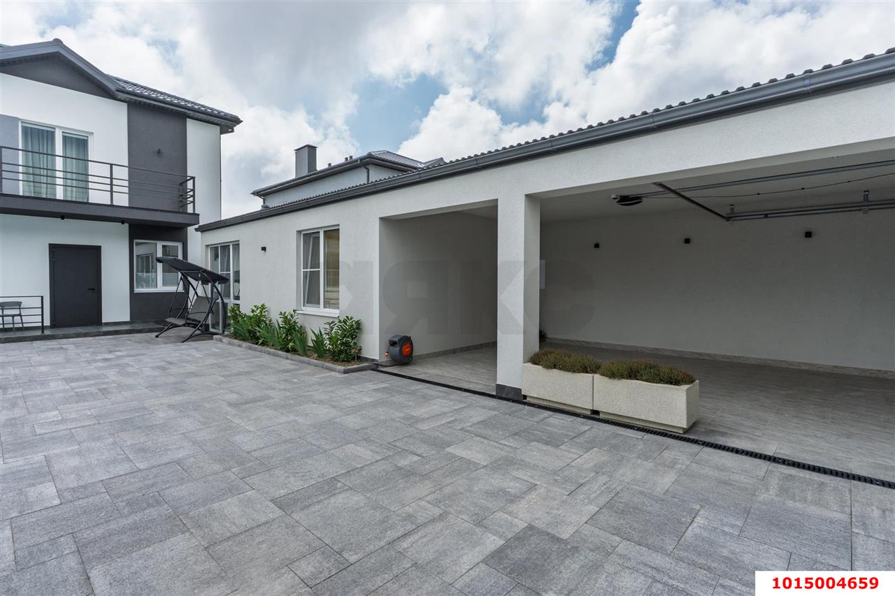 Фото №9: Дом 182 м² + 4.6 сот. - Геленджик, ул. Розы Люксембург, 46