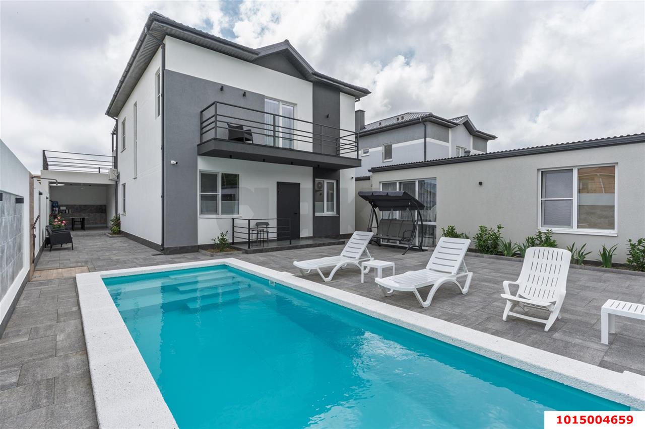 Фото №5: Дом 182 м² + 4.6 сот. - Геленджик, ул. Розы Люксембург, 46