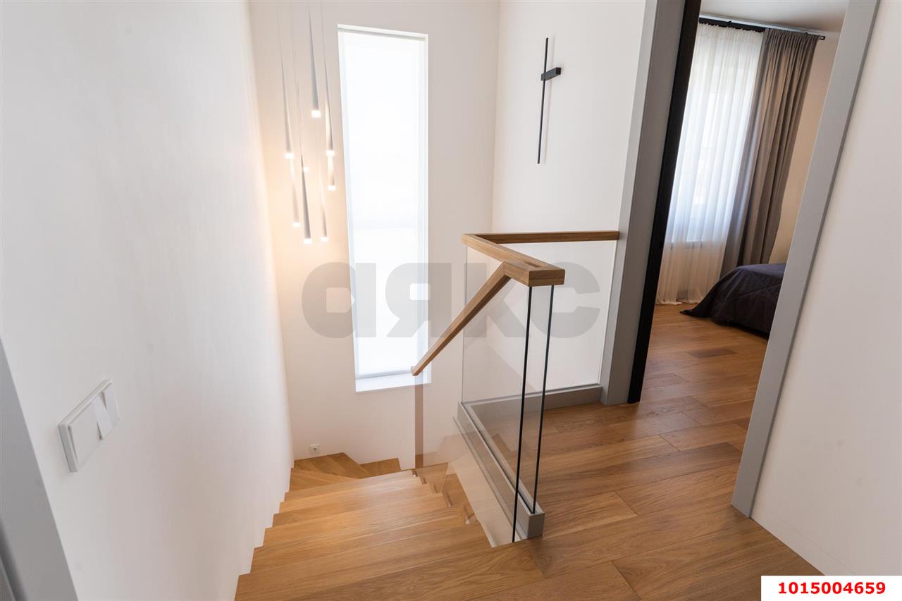 Фото №43: Дом 182 м² + 4.6 сот. - Геленджик, ул. Розы Люксембург, 46